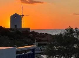 Stelios' Beachfront Retreat