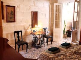Charming House in Victoria, Gozo, hotell i Victoria