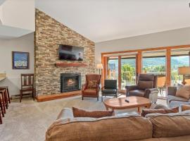 Sawmill Creek Condo 403 by Great Western Lodging, Hotel in Breckenridge