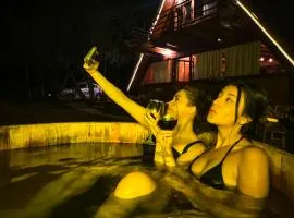 Chalet privado en el bosque con Jacuzzi de Madera Huasca Retreats