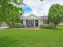 Charming House Close to Fort Campbell and Casino