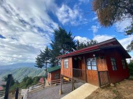 Cabaña Mariposa Cometa – Living IN THE clouds!, cabin in San Pablo