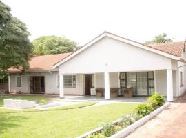 Amazing Guest House, hotel a Harare