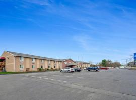 Americas Best Value Inn Foxboro, hotell sihtkohas Foxborough lennujaama Norwood Memorial - OWD lähedal