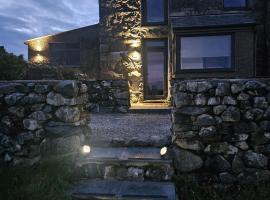cosy cottage in snowdonia, hotel in Brynkir