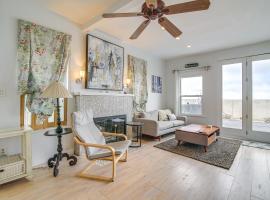 Oceanfront Marshfield Home on Brant Rock Beach, παραθεριστική κατοικία σε Marshfield