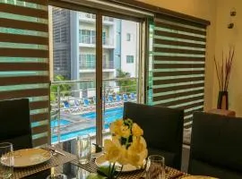 2BR 2BA Aptm - centric - near the beach - amazing pool