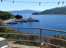 Apartments Eftimov, hotel en Tivat