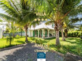 Villa à la Plage, lagon à 500m, climatisée, hytte i Saint-Paul