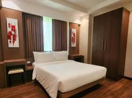 3 Bedroom Condo Unit with FREE vehicle at The Padgett Suites