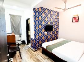 Hotel Blue Stone-malviya nagar, hotel em Malviya Nagar, Nova Deli