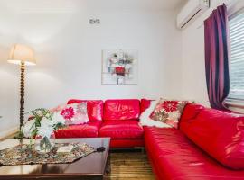 Yarraville Garden Large home with yard and parking, hôtel à Yarraville