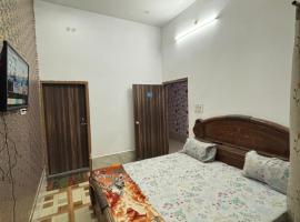 Balaji homestay Mathura in Vrindavan – hotel w mieście Mathura