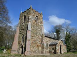 C12th Church conversion, hotel v destinaci Donington on Bain