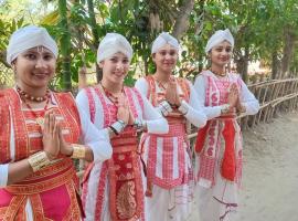 Jyoti Home Bamboo Garden Lodge, ξενοδοχείο σε Majuli