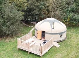 Lake View Yurts, luxury tent in Mere