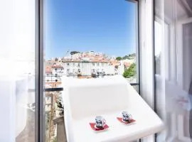 Mouraria 2 - View from French Balcony & Smart Check-in