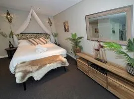 Brighton Shores 1 bedroom apartment
