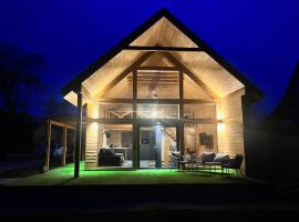 Z-Woods, hotel v destinaci Maklár
