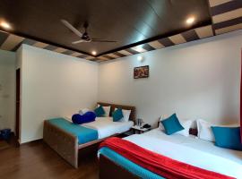 himalayan tourist cottage – hotel w mieście Phata