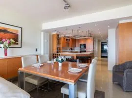 "Romantica" - Luxury Apartment with infrared cabin and Seaview T72