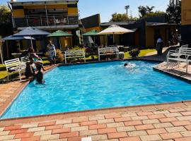 Platinum Guest lodge Germiston, מלון בג'רמיסטון