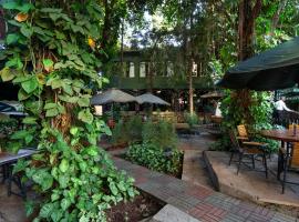 HOTEL NOKRAS (K) LIMITED, hotel v destinaci Murangʼa