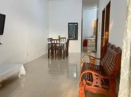 EmyNuar Homestay