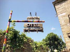 Assosyal Hotel、Behramkaleのホテル