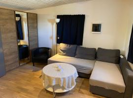Idyliska boende mitt på Öland, hotel u gradu 'Färjestaden'