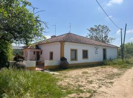 Qta Casa Seleiras - Guest House, hótel í Évora