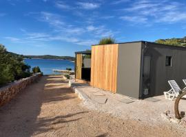Vortex PBK MobileHome, hotel in Tisno
