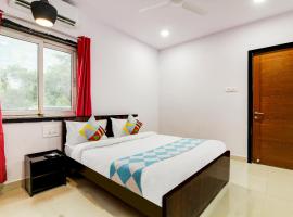 OYO Home Pramod Prime Homes Near More super market, hotel in Surūrnagar