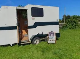 Trailor Escape GLAMPING POD - our converted horse box at Nelson Park Riding Centre - Birchington, Margte, Thanet, Ramsgate, Broadstairs, Sandwich, Herne Bay