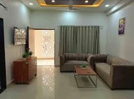 Modern & homely 3bhk city centre