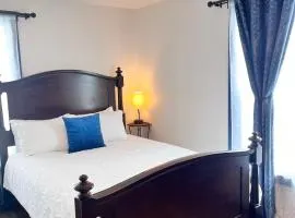 Werner Room 204, Hyland Hotel