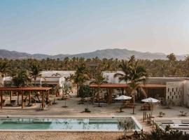 Casa Yuma, Puerto Escondido, hotel with pools in Puerto Escondido