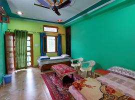 Peace vibe homestay, Privatzimmer in Uttarkāshi