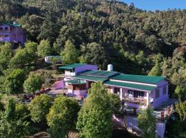 Ekantha Homestays & Resorts, glamping en Mukteshwar