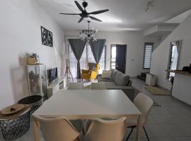 Halaman Homestay, Bandar Mahkota Banting, Hotel in Banting