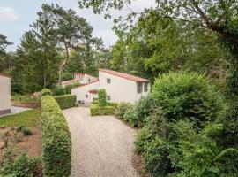 Vakantiehuis midden in de natuur, Hotel in Halle