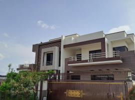 Vacation Home Islamabad, cottage in Islamabad
