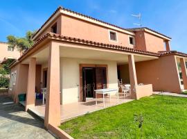 ISS Travel, Gli Asfodeli - Large apartments with private terrace, hotel in San Teodoro