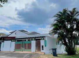 16home, apartment in Kluang