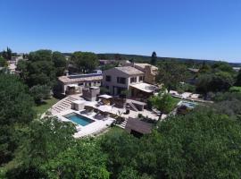 La maison d'HamiH "Gîte et Chambres d'hôtes, hotel em Uzès