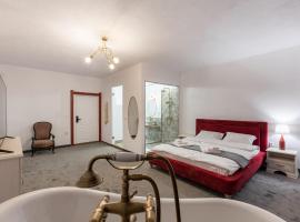 WineHouse38 - Cabernet Room, hotel in Jidvei