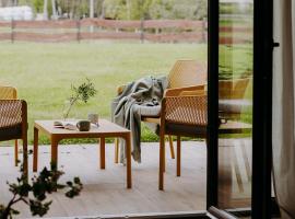 Osada Grzybowski Młyn apartamenty z dużym ogrodem KAISER&Oacute;WKA