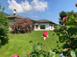 Paradiso sul lago, hotell i Calceranica al Lago