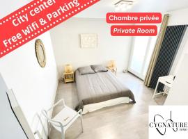 Flatshare 5 Colocation close to Geneva, cheap hotel in Saint-Genis-Pouilly