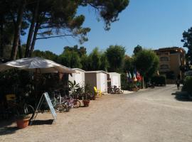 Campeggio la Mariposa, hotel v destinaci Alghero